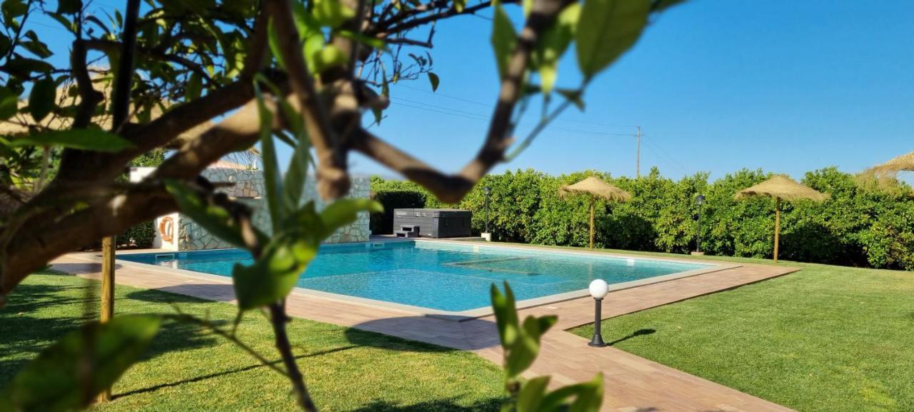 Quinta Dos I'S - Algarve Villa Ferrarias  Exterior photo